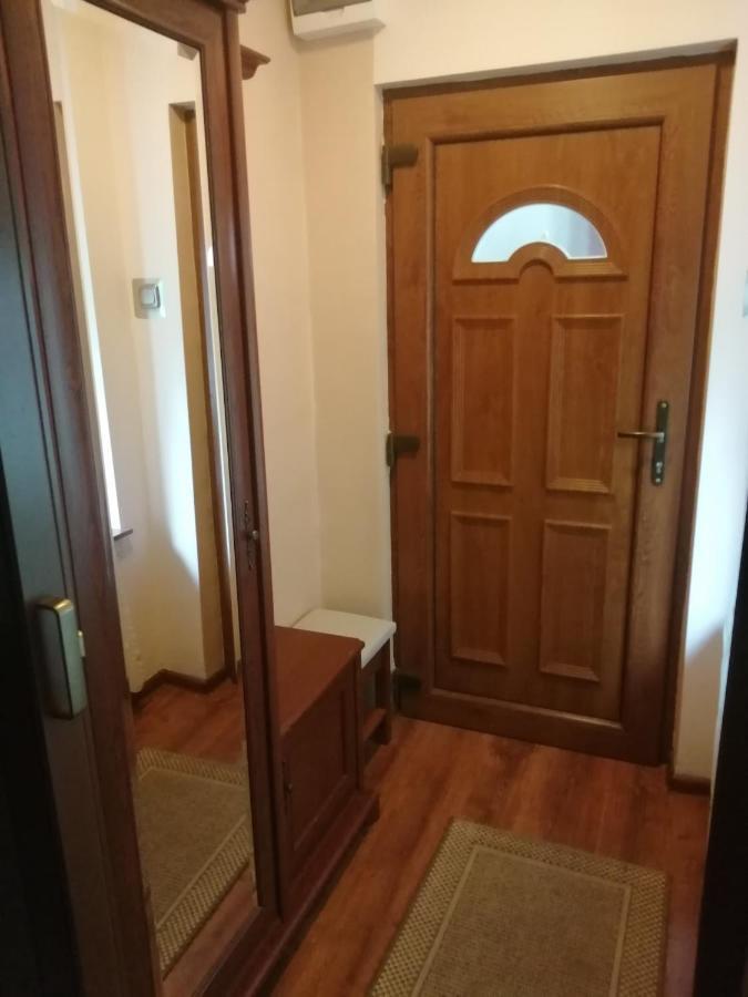 Matyas Apartman Tata Eksteriør billede