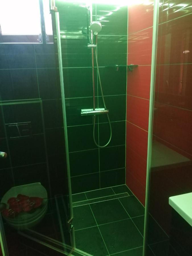 Matyas Apartman Tata Eksteriør billede